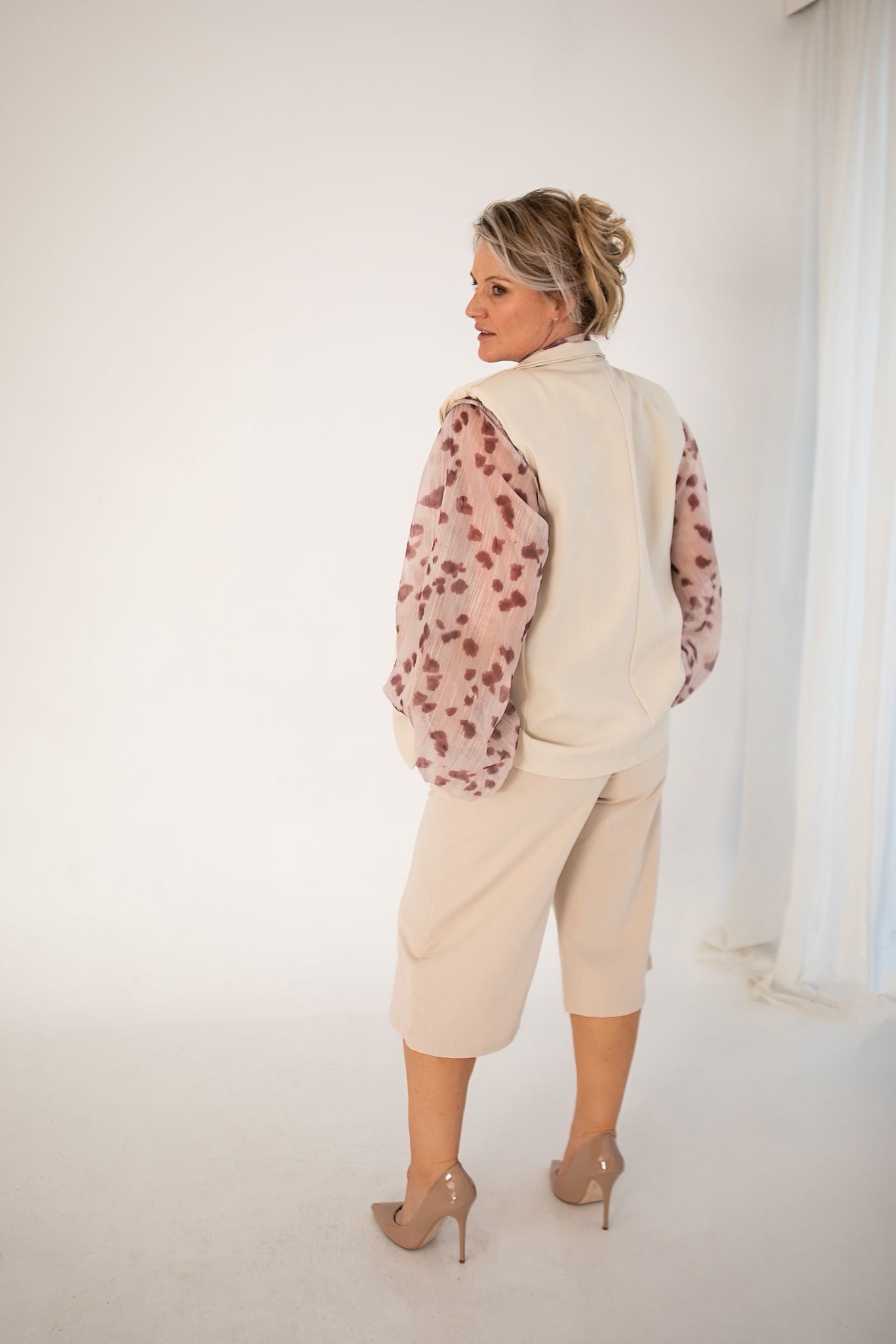 Blushed leopard ruffle blouse