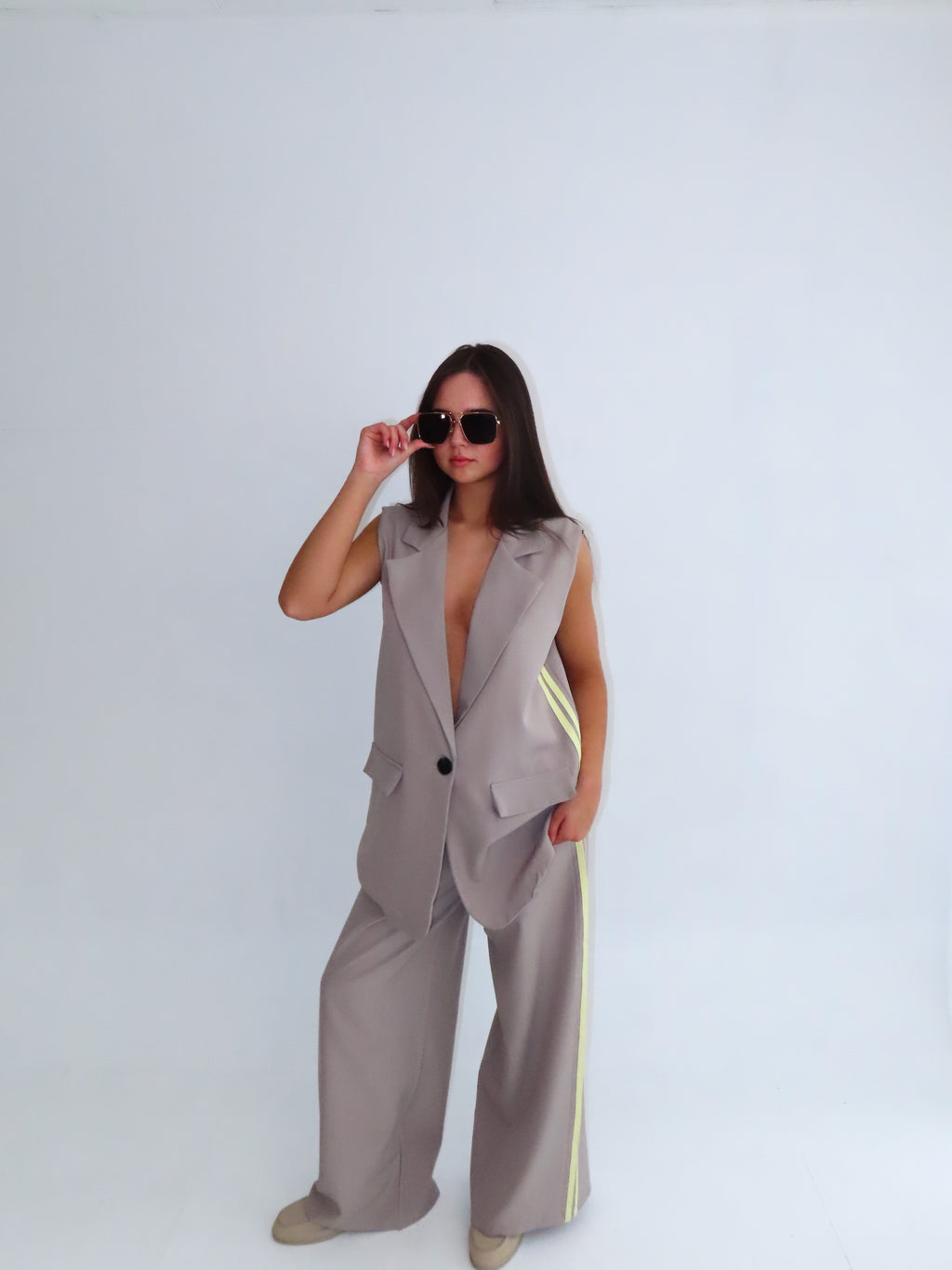 The Soft Power Suit Taupe