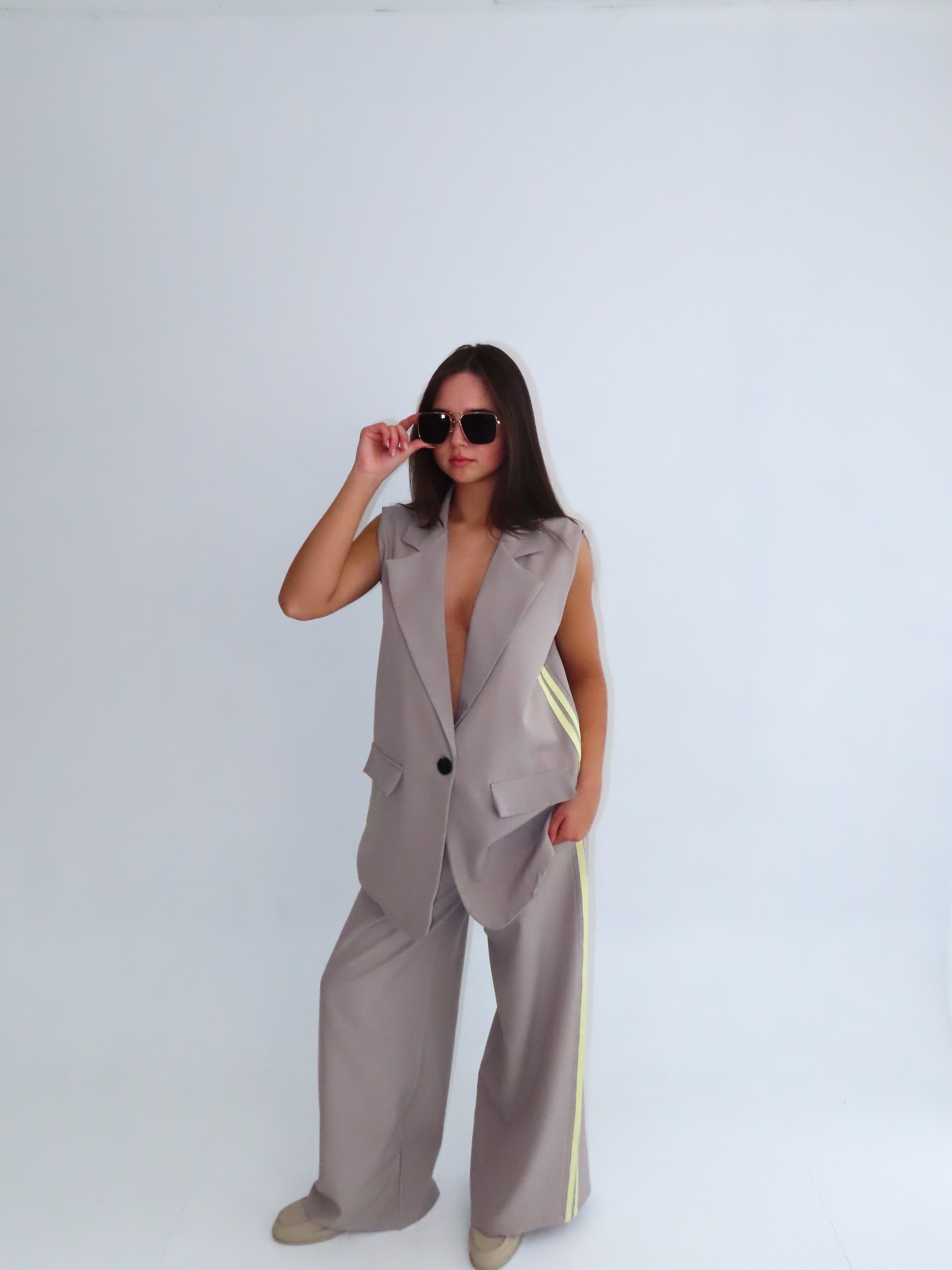 The Soft Power Suit Taupe
