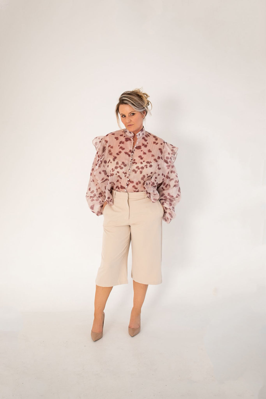 Blushed leopard ruffle blouse